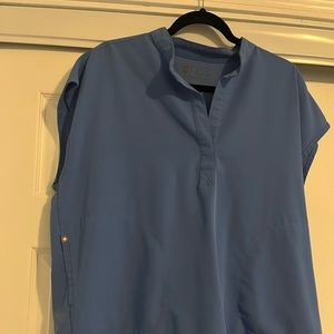 Figs rafaela top, like new